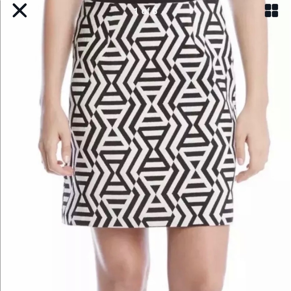 ✨ NEW Karen Kane black white print mini skirt